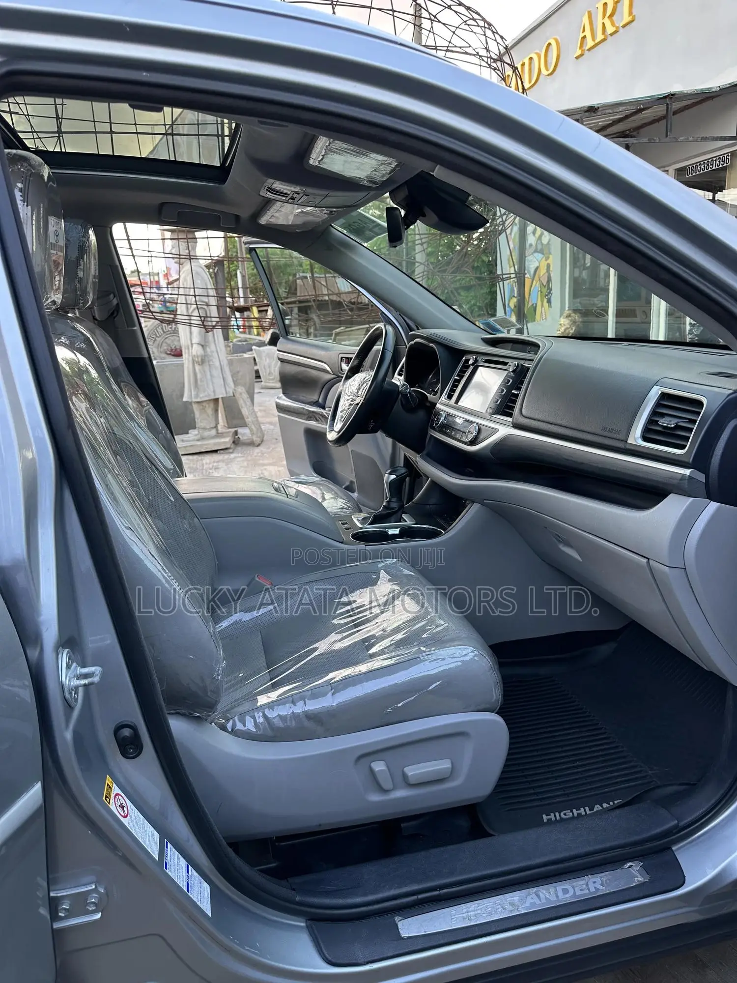 Toyota Highlander Limited Platinum 4x2 V6 (3.5L 6cyl 8A) 2017 Silver
