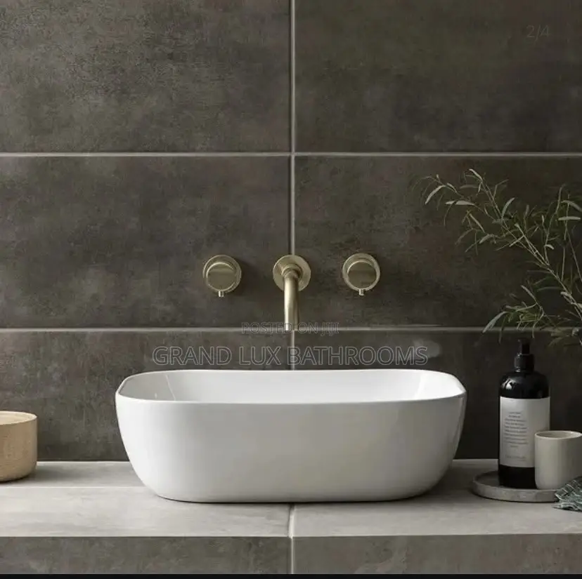 Modern Oval Countertop Ceramic Wash Basin – Elegant White