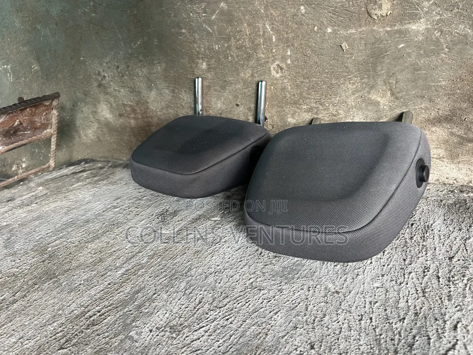 2 Back Headrest Toyota Rav4 2014-16 Ash Color