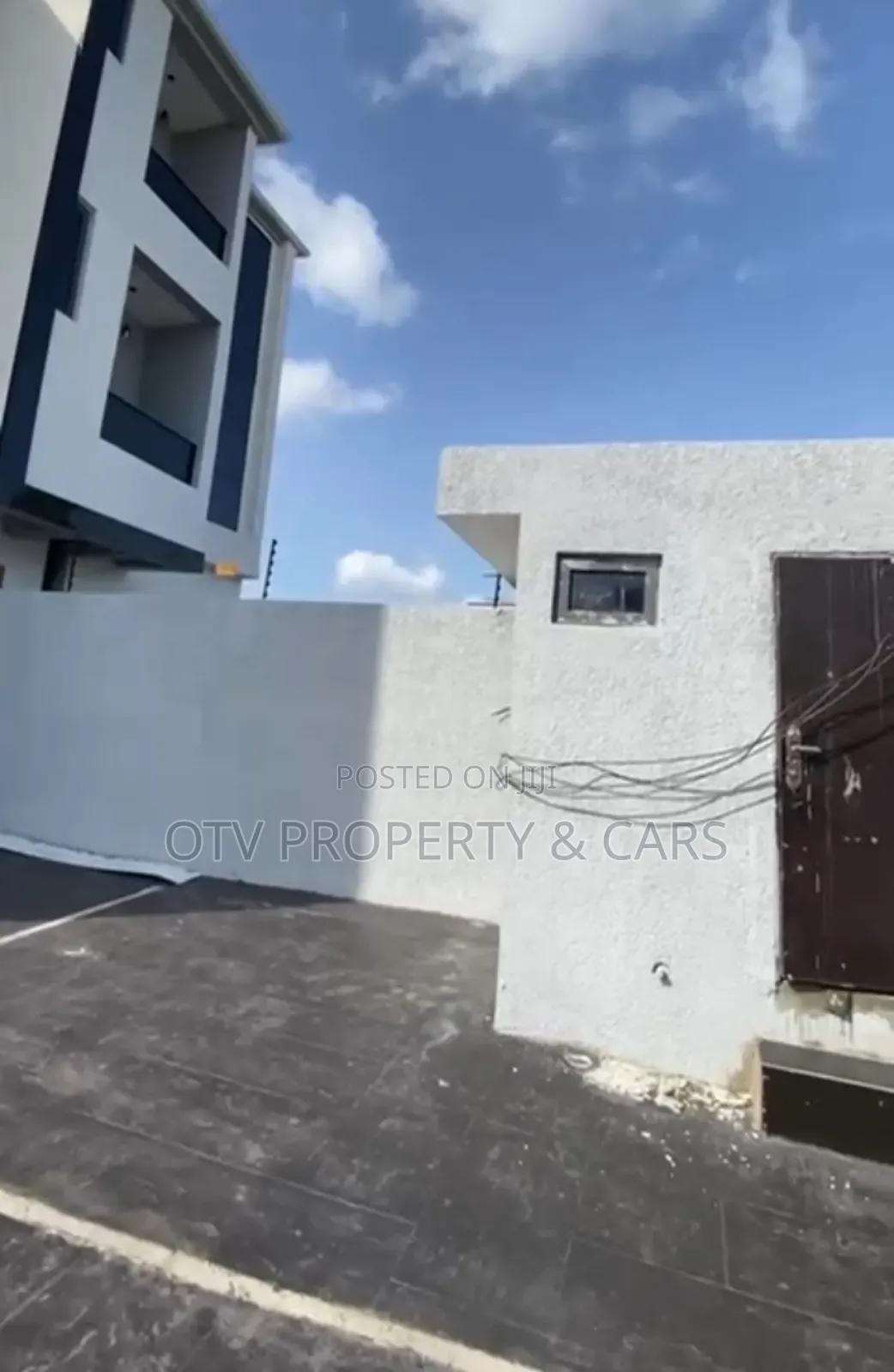 Furnished 5bdrm Duplex in Lekki Phase 1 for sale