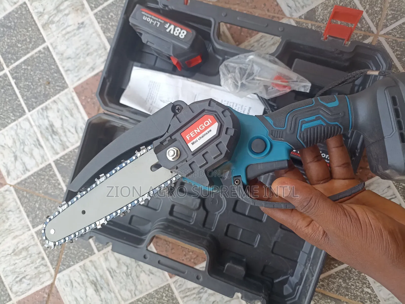 6 Inches Rechargeable Cordless Chainsaw