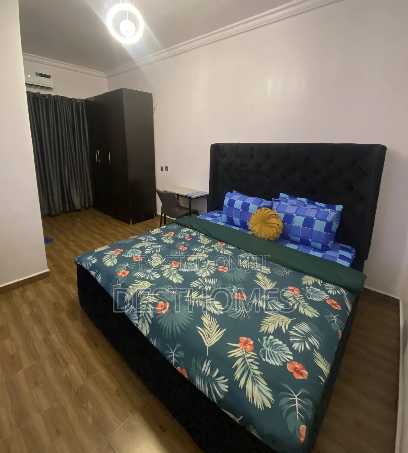 One Bedroom Apartment