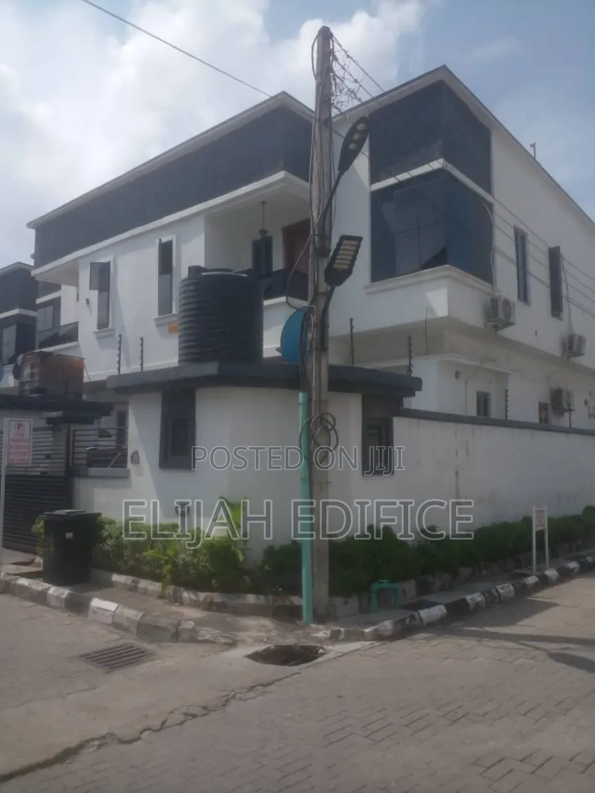 Furnished 4bdrm Duplex in Chevron, Lekki for sale