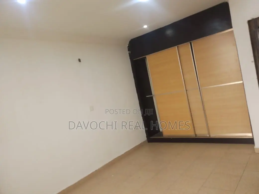 3bdrm Apartment in Chevron, Lekki Phase 2 for rent