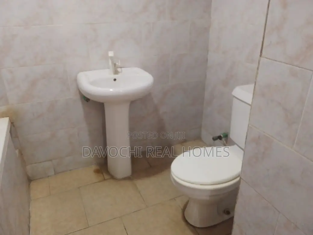 3bdrm Apartment in Chevron, Lekki Phase 2 for rent