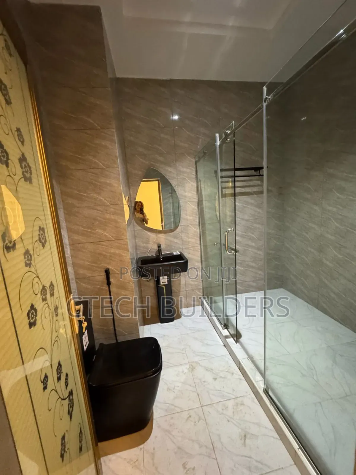 4bdrm Duplex in Benin City for sale