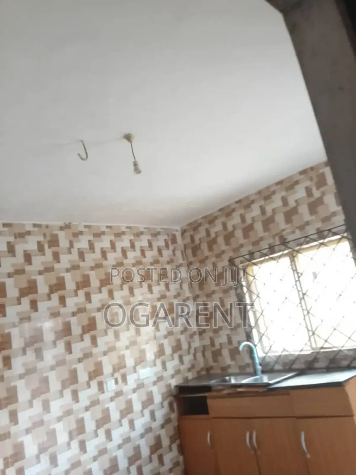 3bdrm Apartment in Benin City for rent