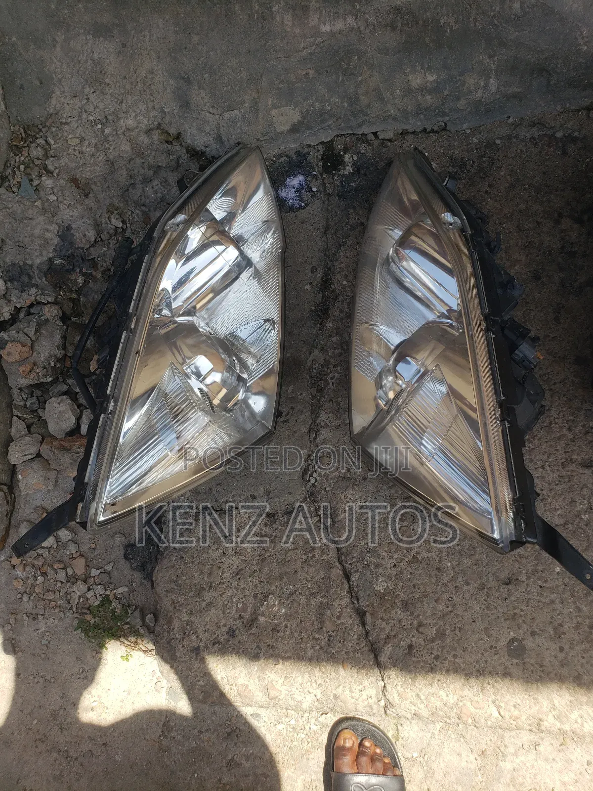 Headlamp for Honda CRV 2010 Model