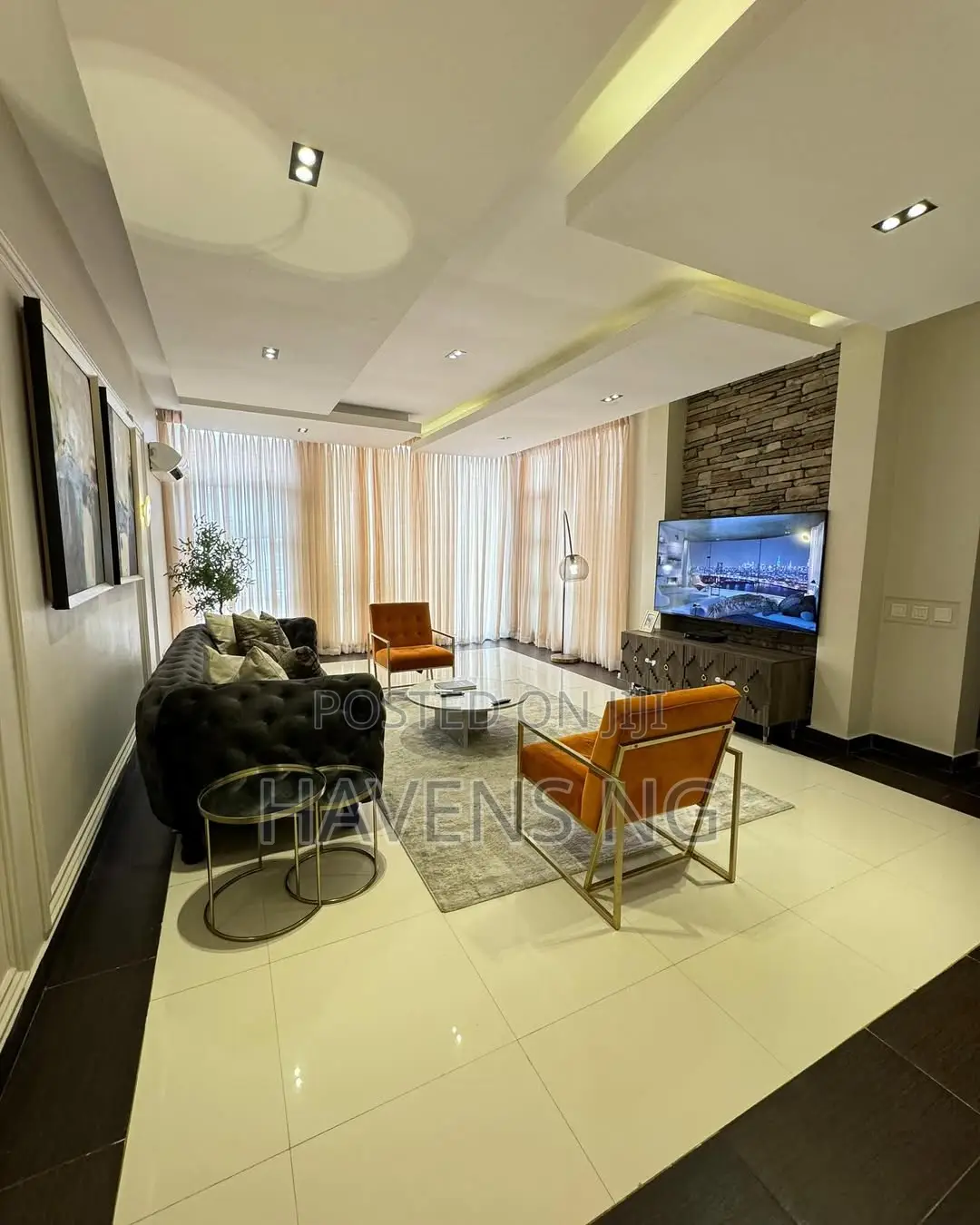 Luxury 2-Bedroom Penthouse With Private, Pool