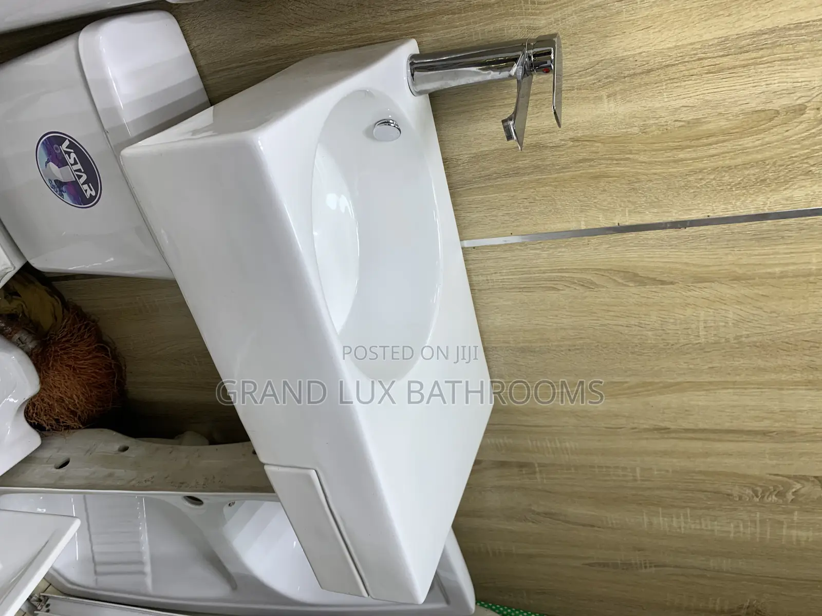 Modern Ceramic Wall-Mounted Bathroom Sink With Chrome Faucet