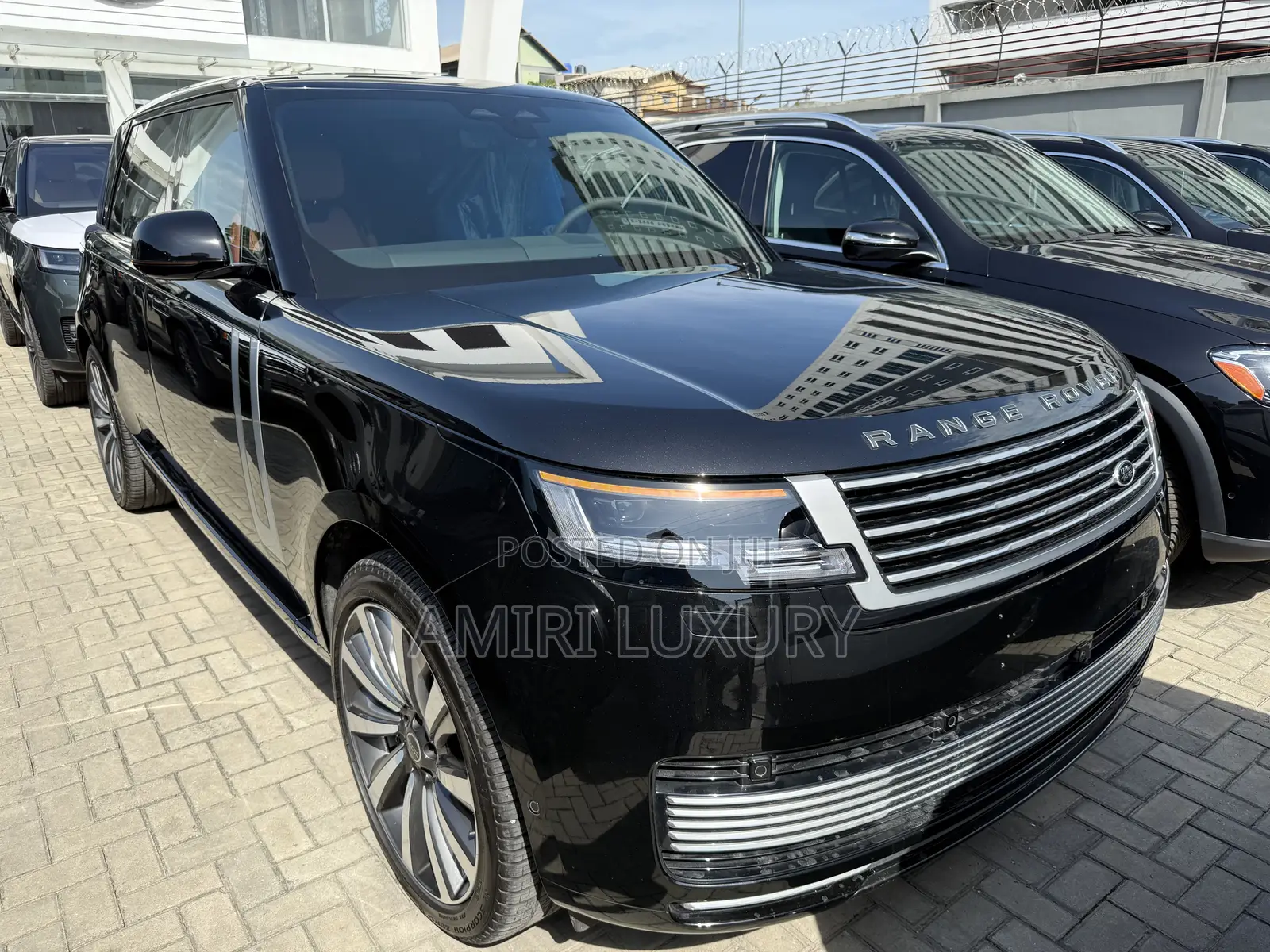 New Land Rover Range Rover Vogue 2024 Black
