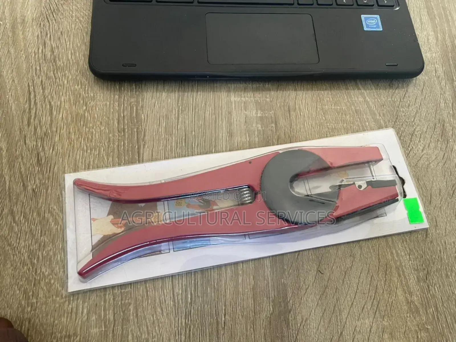 Clip Applicator
