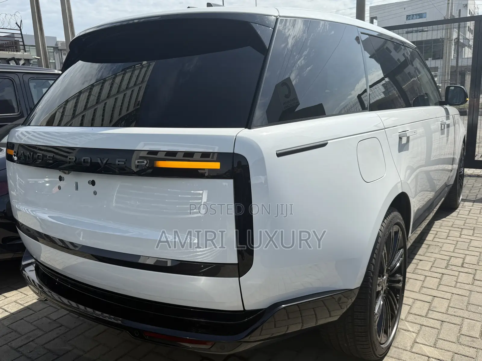 New Land Rover Range Rover Vogue 2024 White