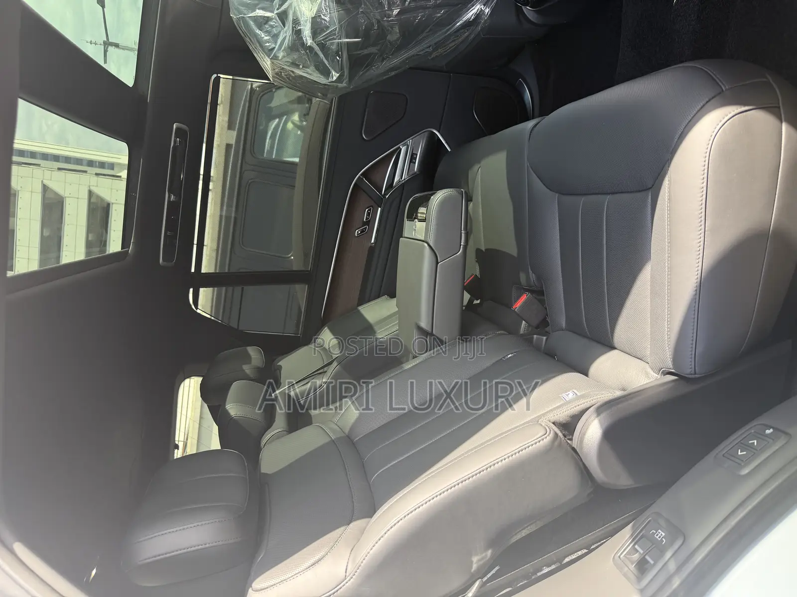 New Land Rover Range Rover Vogue 2024 White