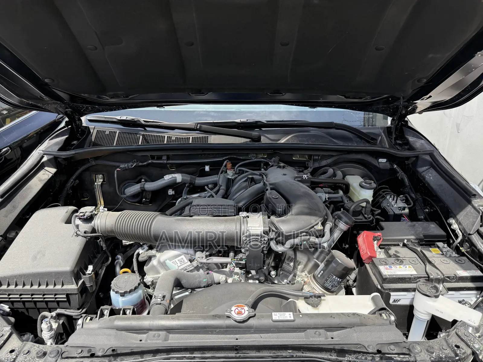 New Toyota Hilux 2025 Black