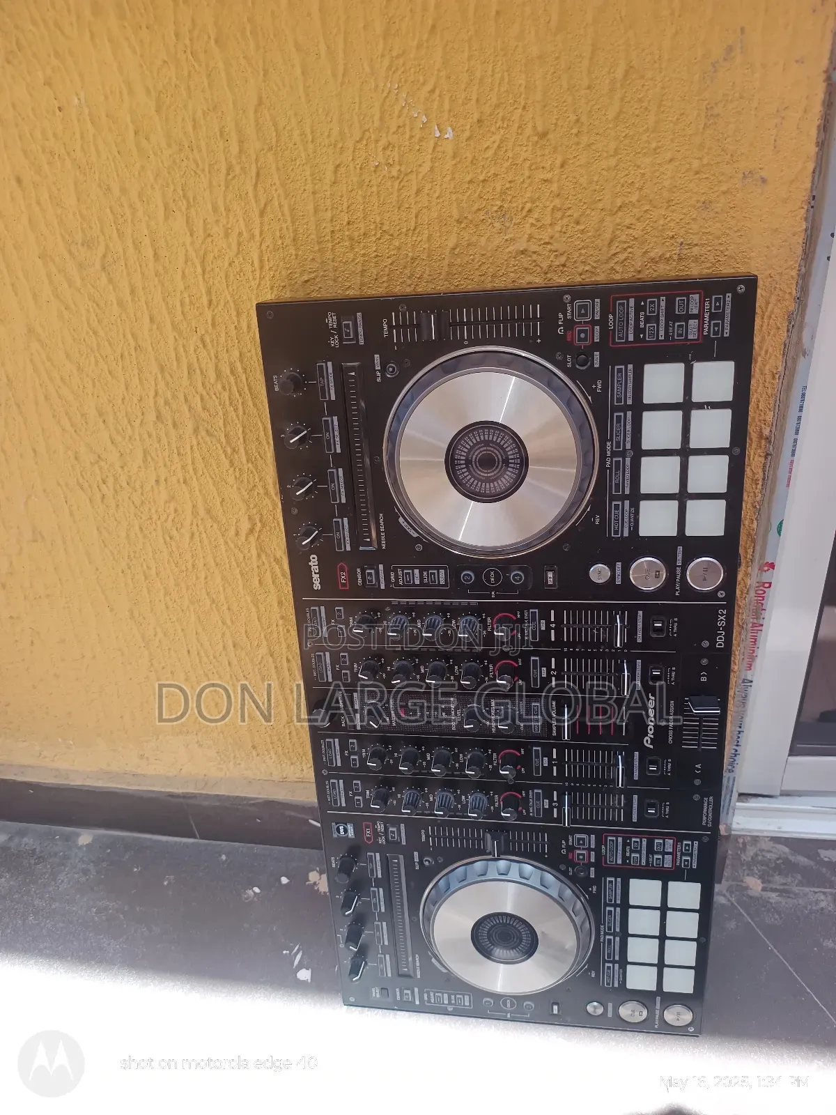 Pioneer DDJ Sx2 Controller