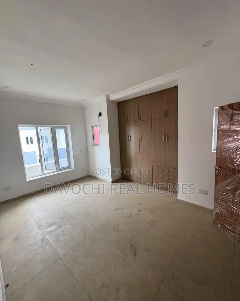 4bdrm Duplex in Ikate for rent