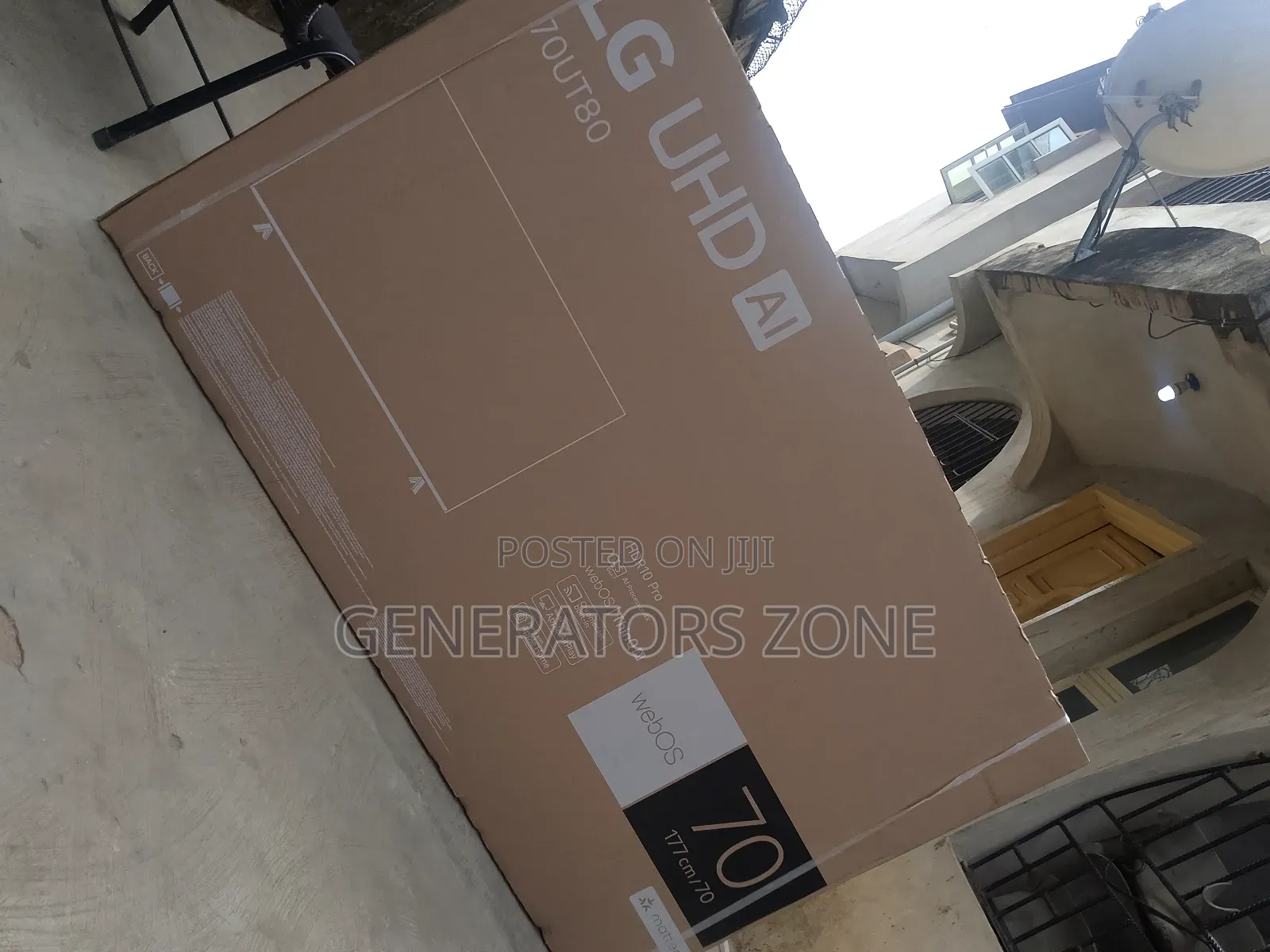 Smart Meet Stylish - Lg 70'' Uhd 70ut80 Smart Tv
