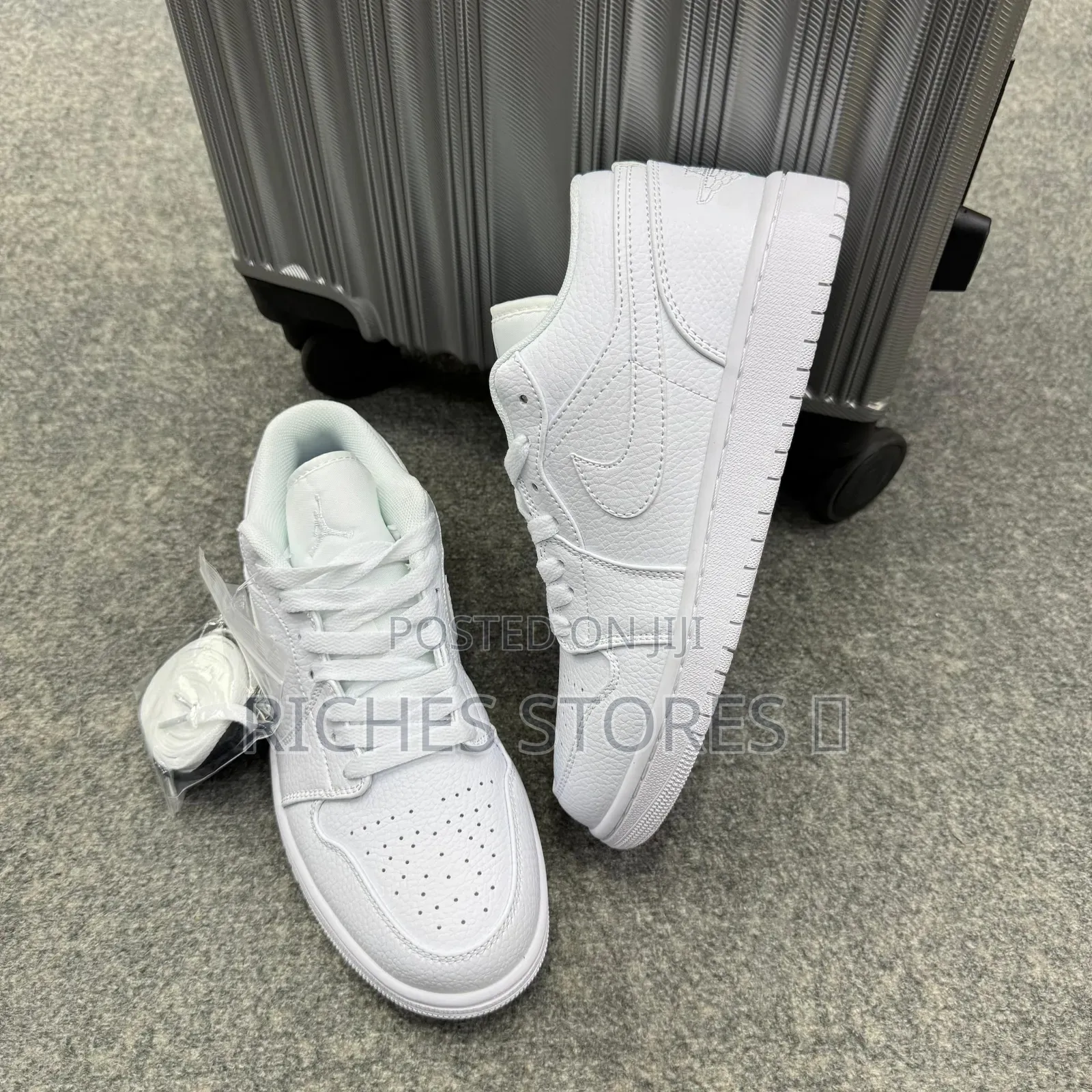 Air Jordan 1 Low Golf Triple White Sneakers