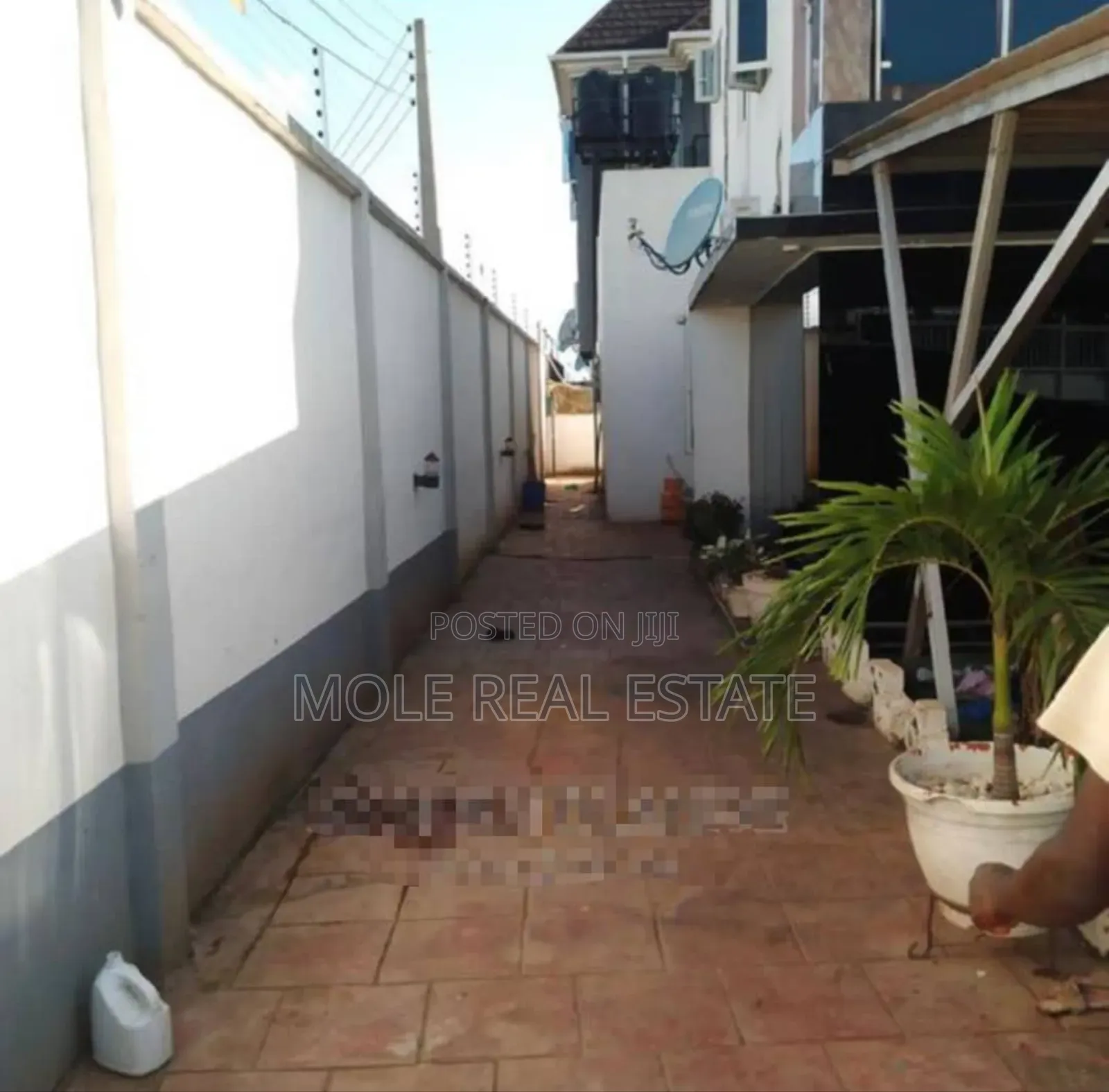 3bdrm Block of Flats in Ketu Lagos for sale
