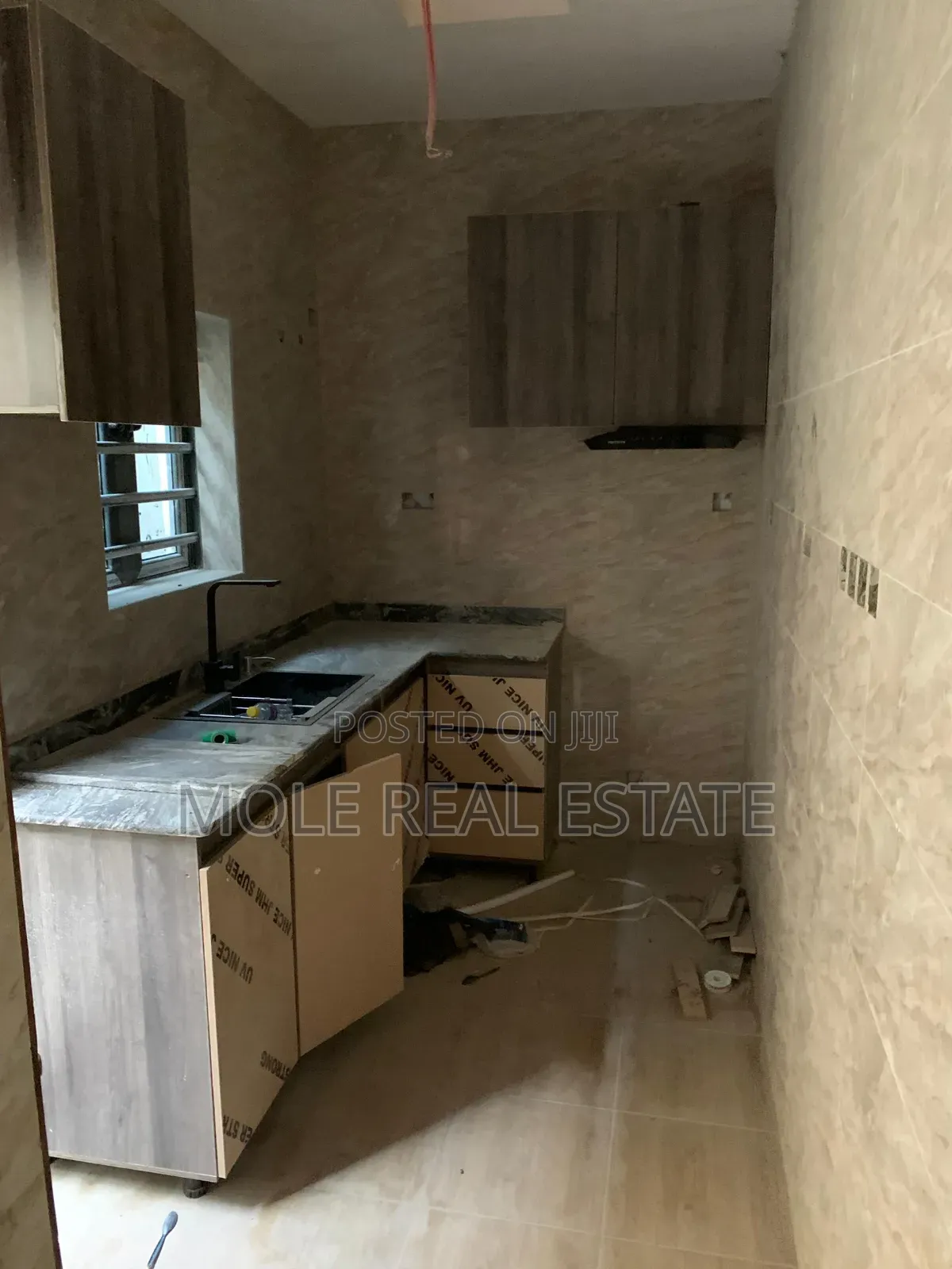 Furnished 2bdrm Block of Flats in Freedom Way, Victoria Island for rent
