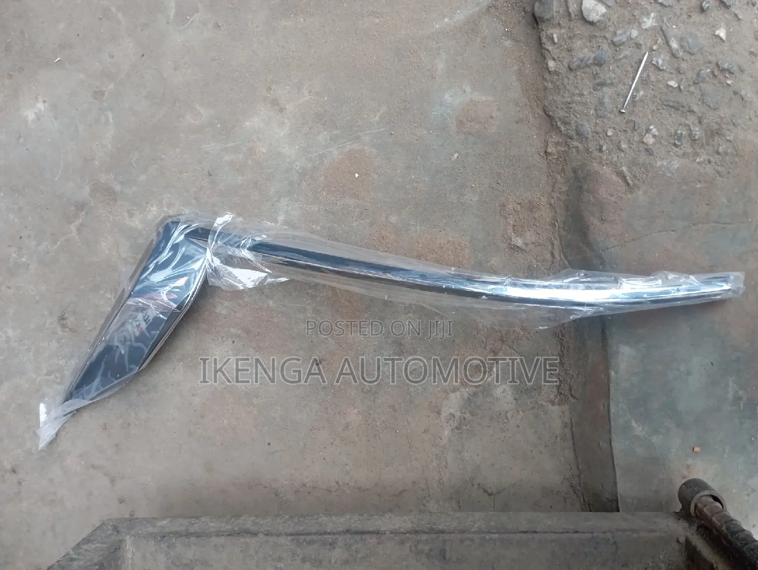 Headlight Crome Toyota Prado 2020