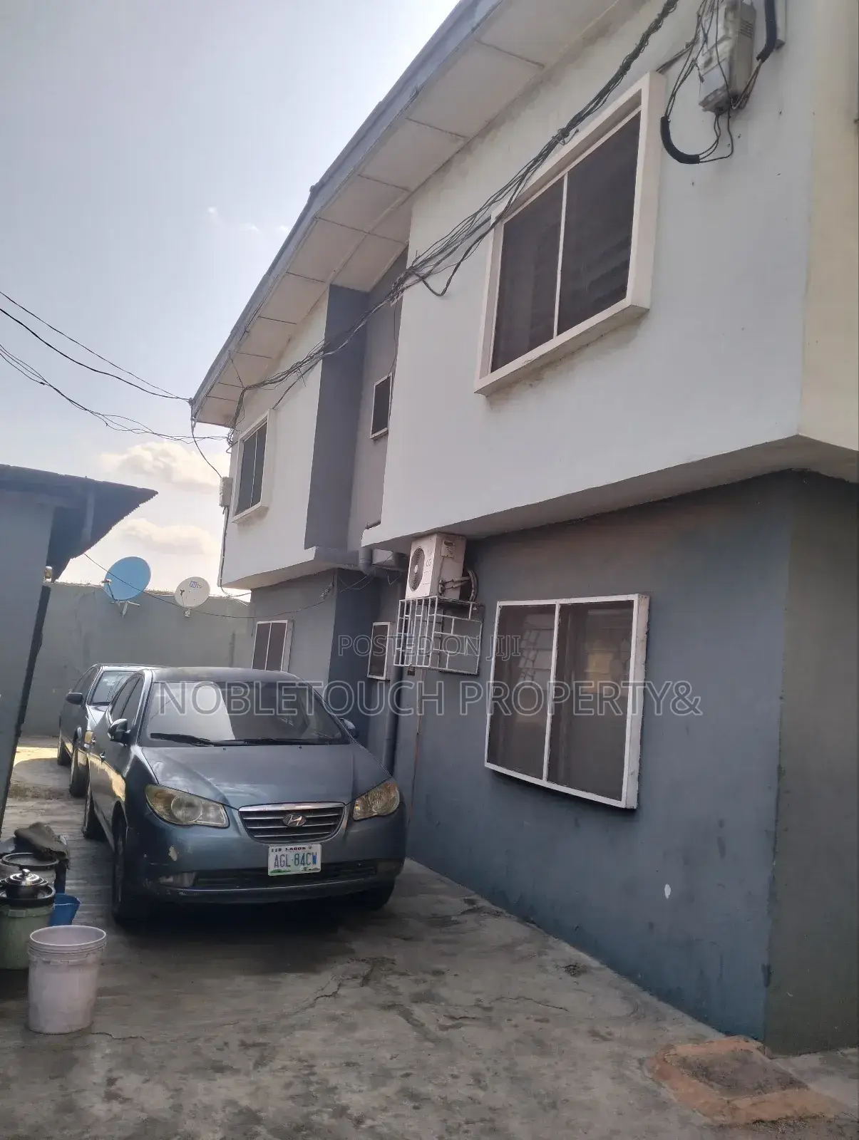 3bdrm Block of Flats in Ikeja Lagos, Allen Avenue for sale