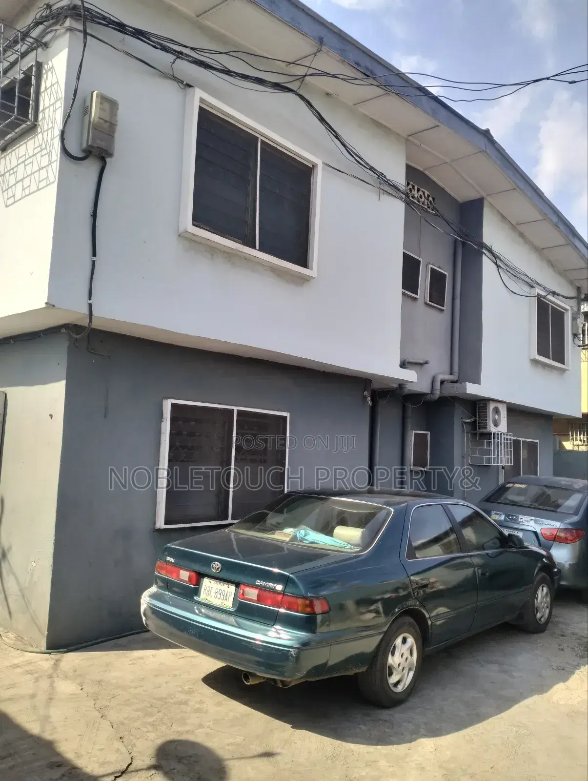 3bdrm Block of Flats in Ikeja Lagos, Allen Avenue for sale
