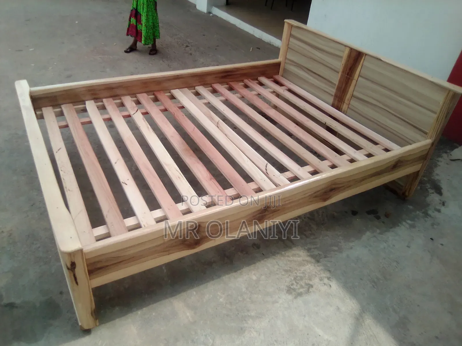 4 and 1⁄2bed Frame