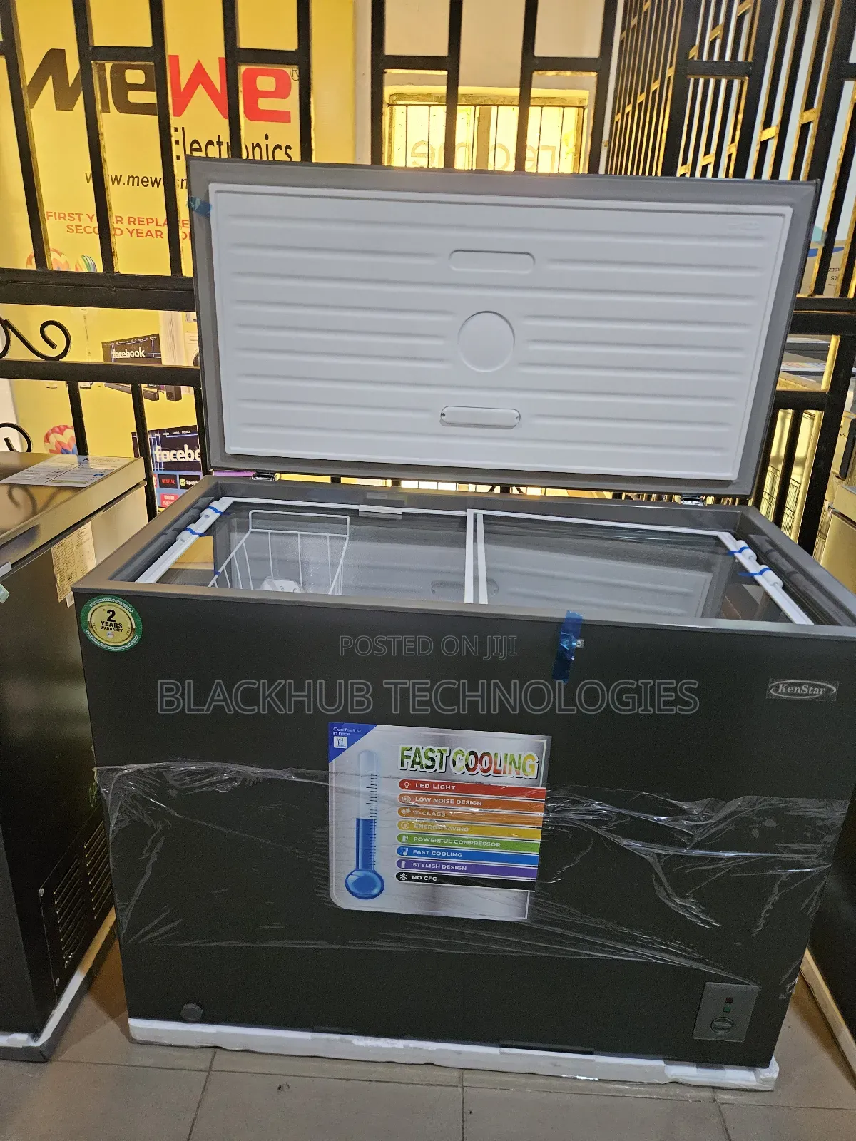 Kenstar Chest Deep Freezer 255 Liters