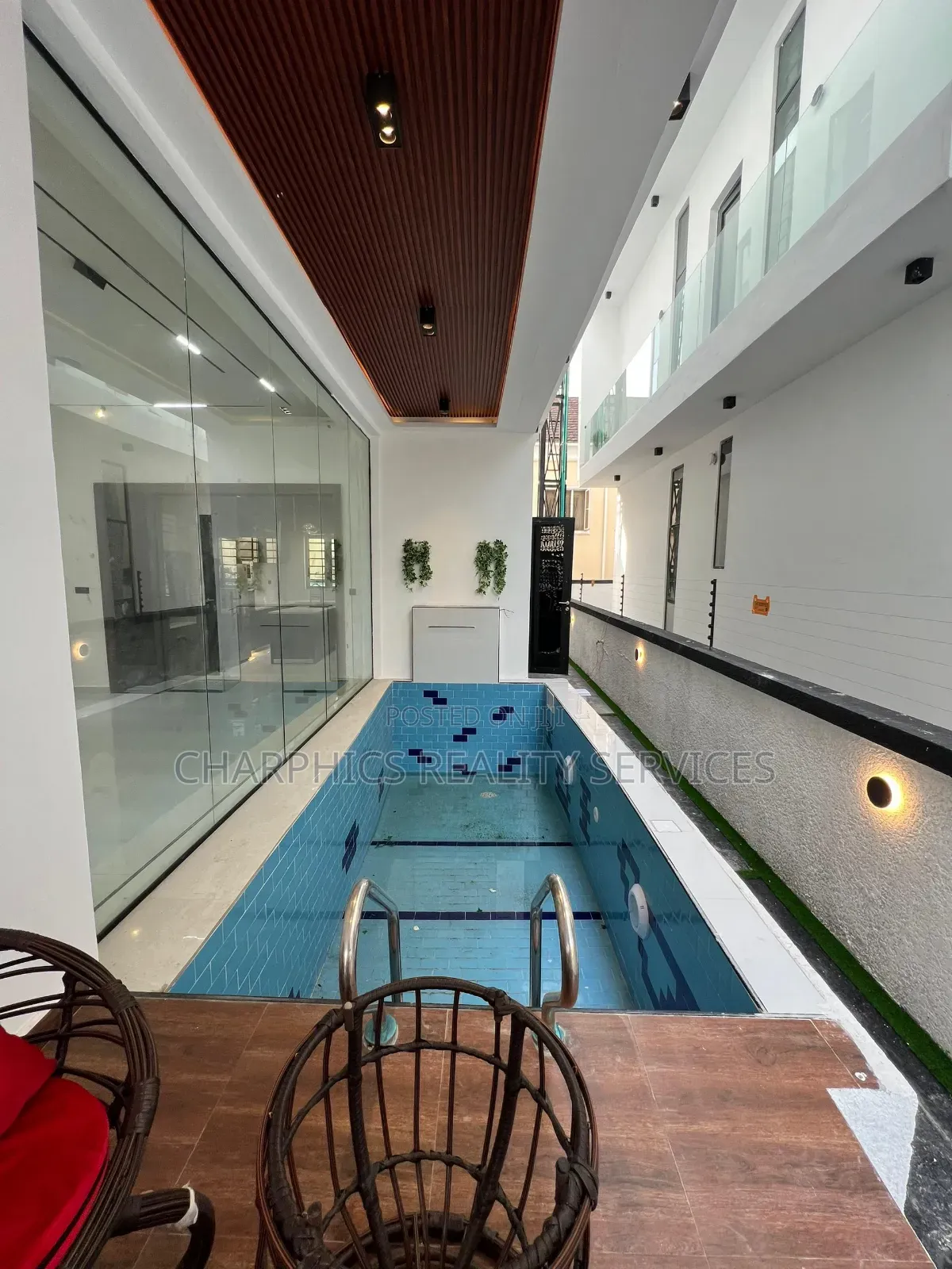 5bdrm Duplex in Agungi for sale