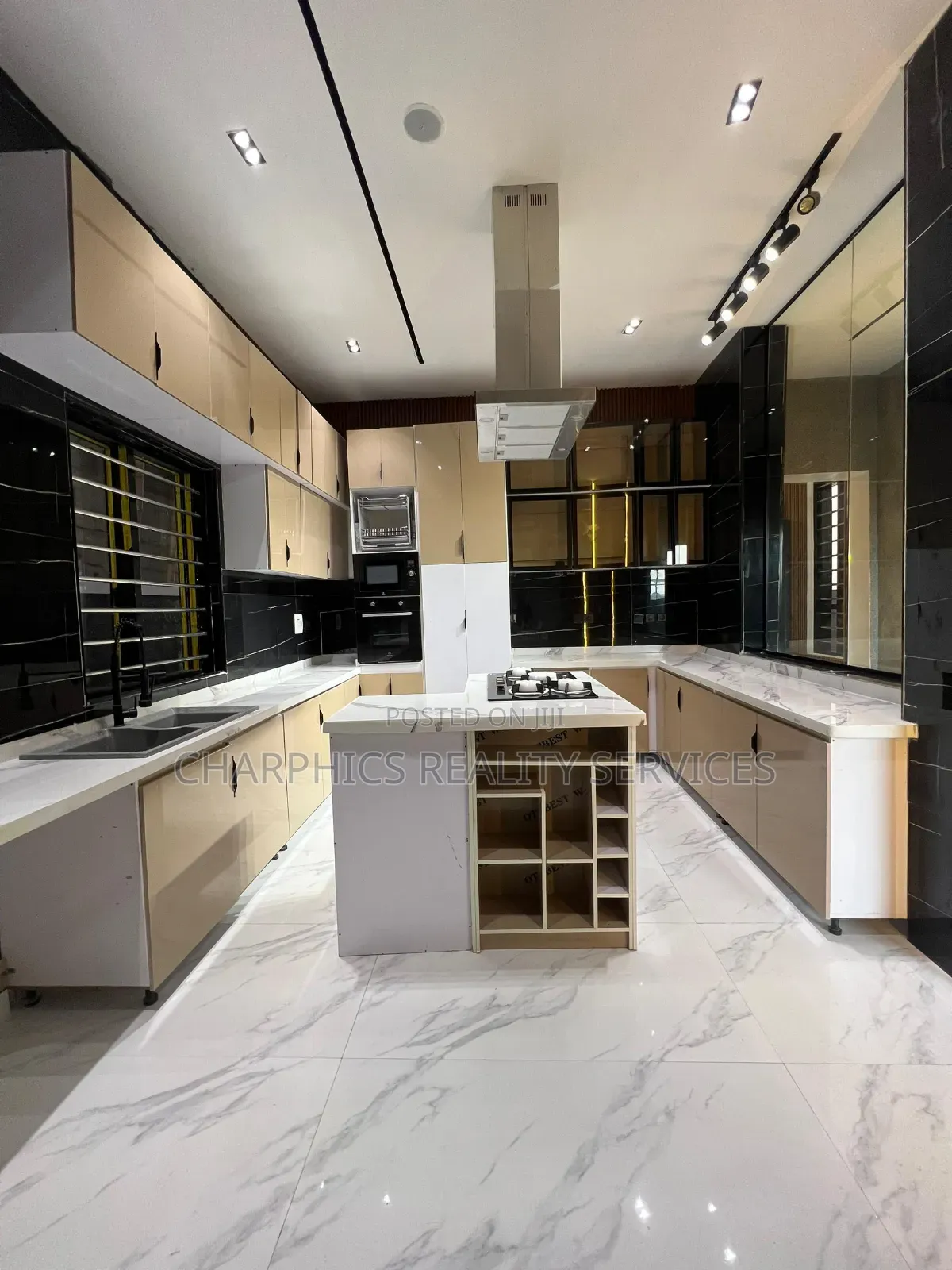 5bdrm Duplex in Ajah for sale