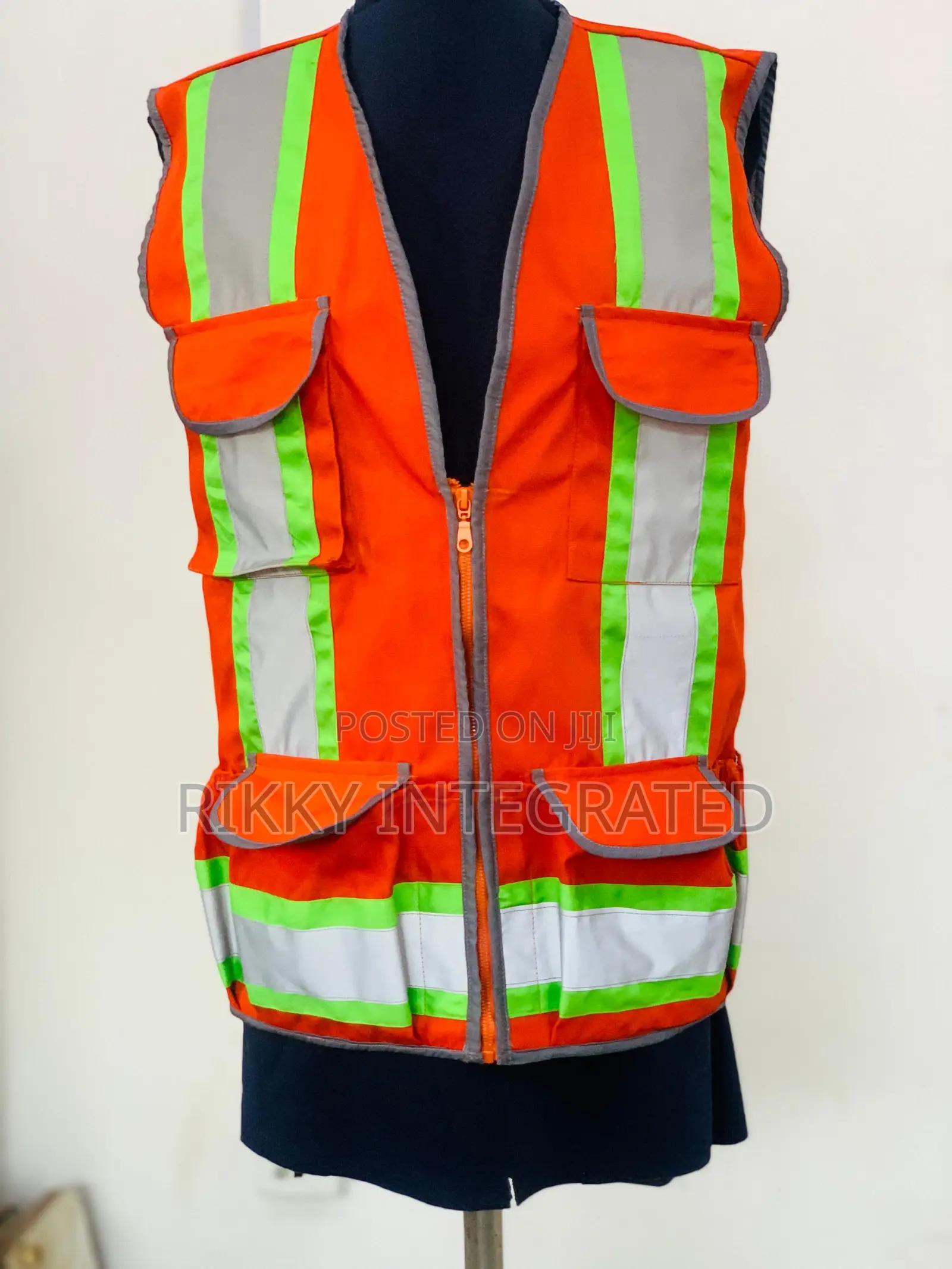 Custom Embroidery for Safety Wears, T-Shirts Security Wear