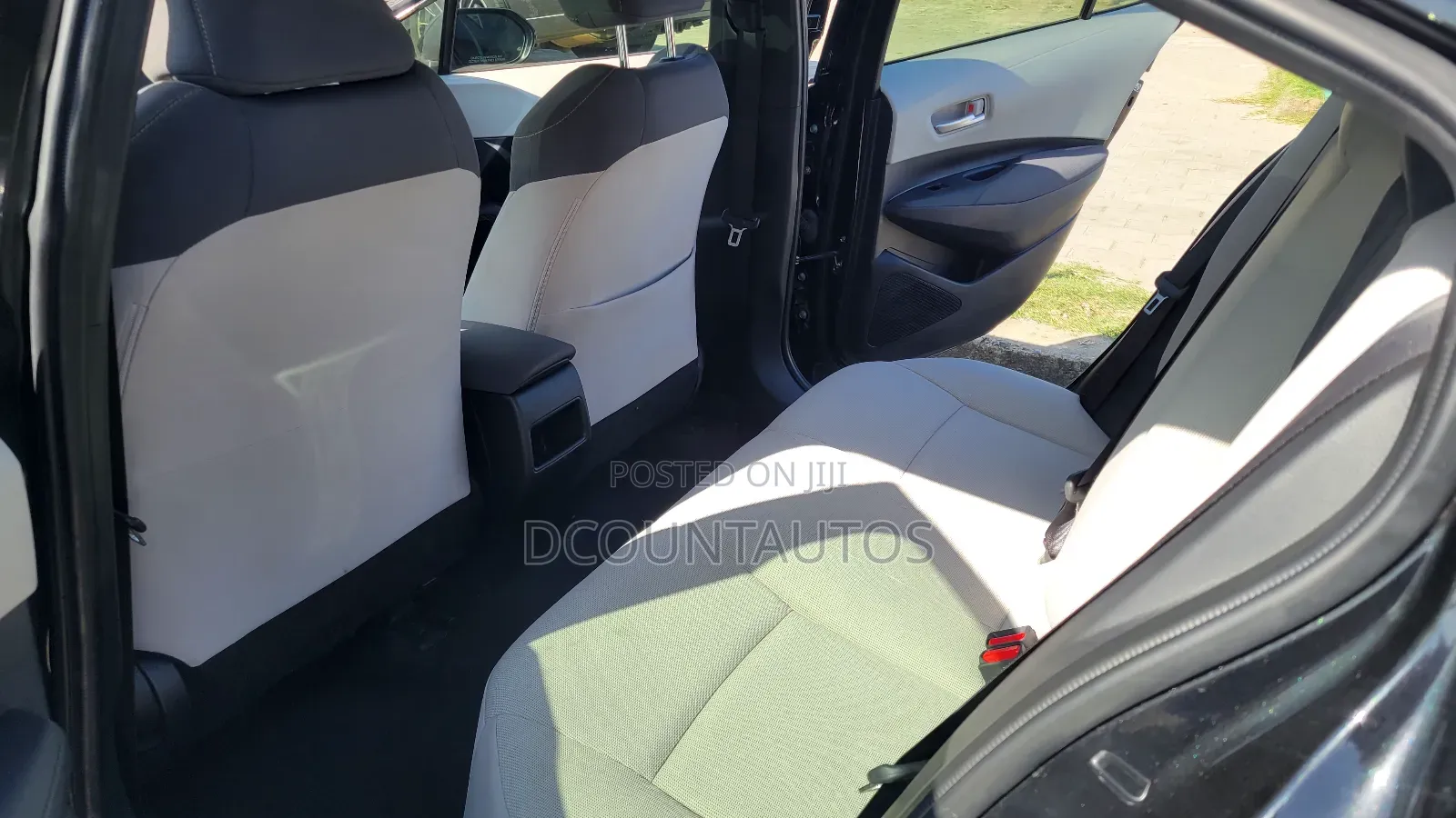 Toyota Corolla LE 2020 Black