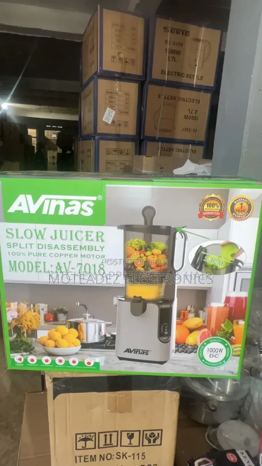 Avinas High Quality Copper Motor Electric Slow Juicer (Av-7018)