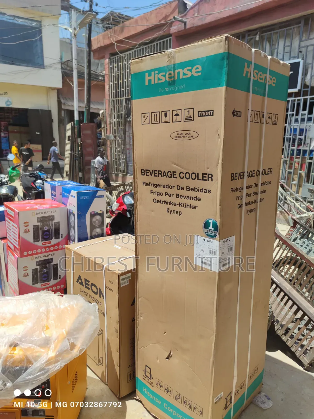 Hisense Refrigerator for Cooling of Drinks and Beverages
