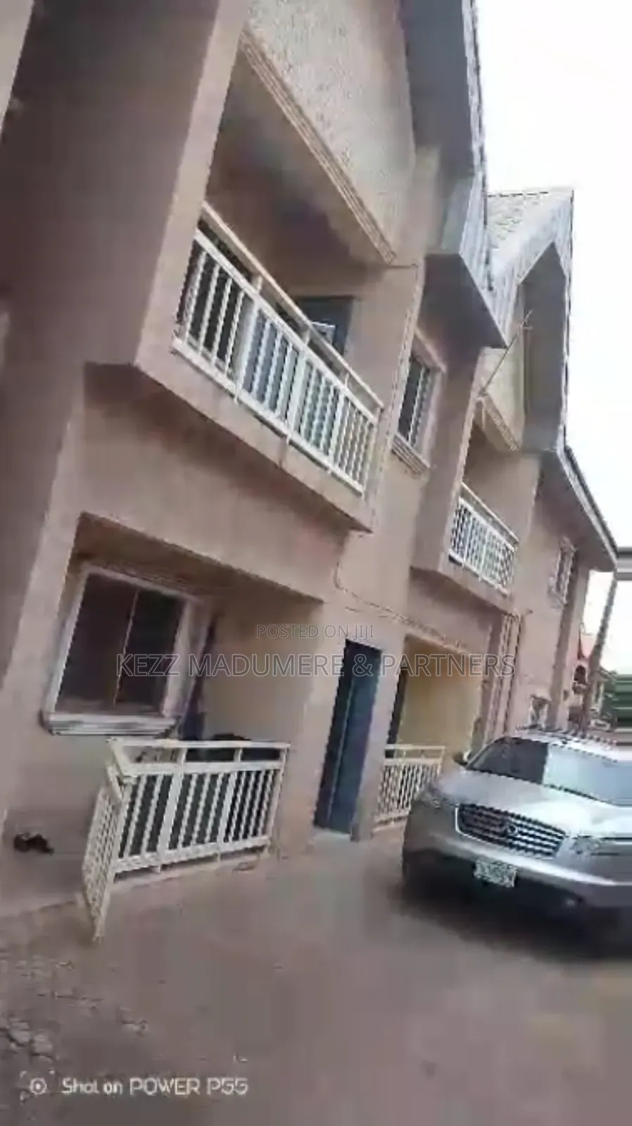 12bdrm Block of Flats in Emene, Enugu , Enugu for sale
