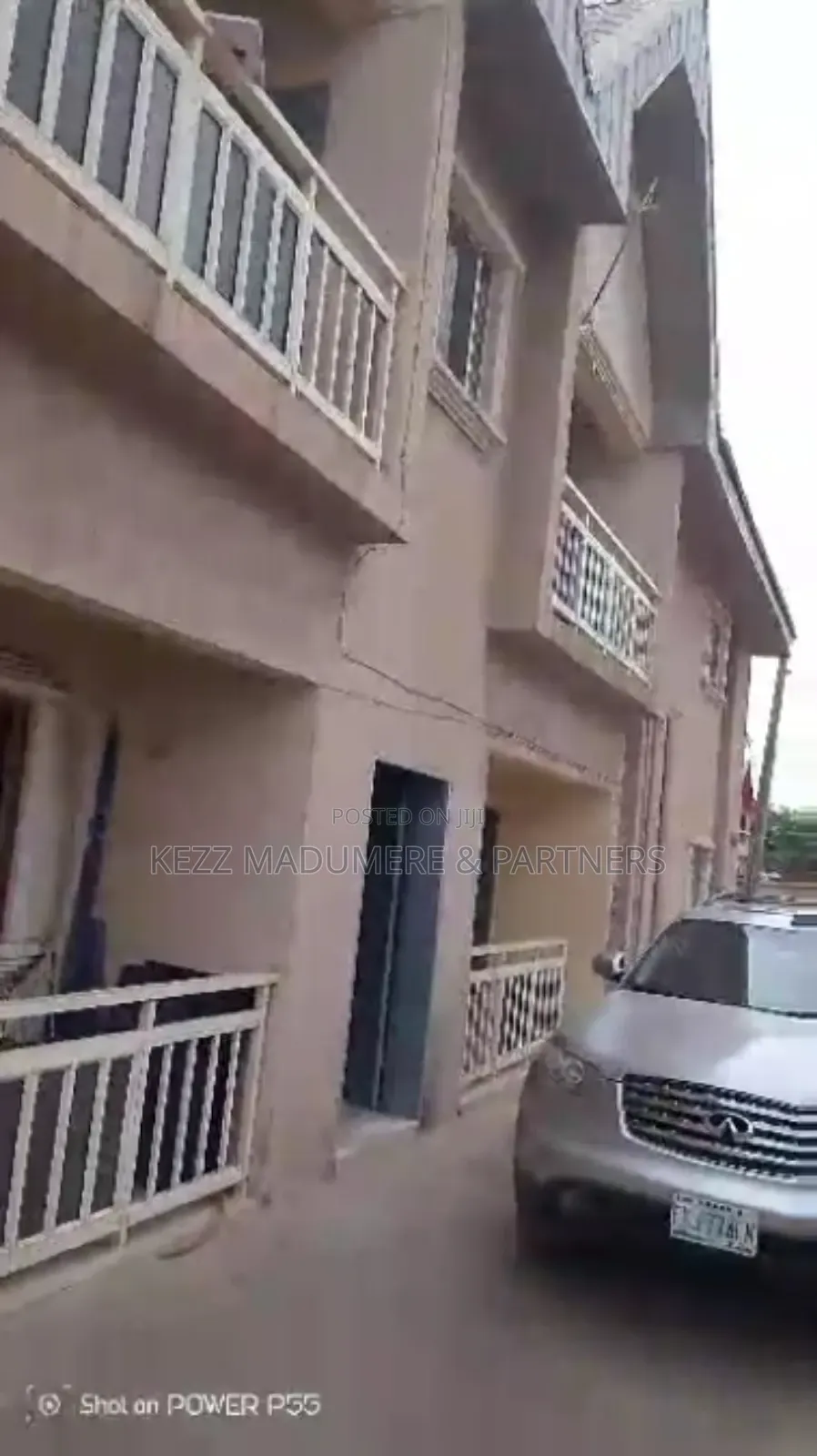 12bdrm Block of Flats in Emene, Enugu , Enugu for sale