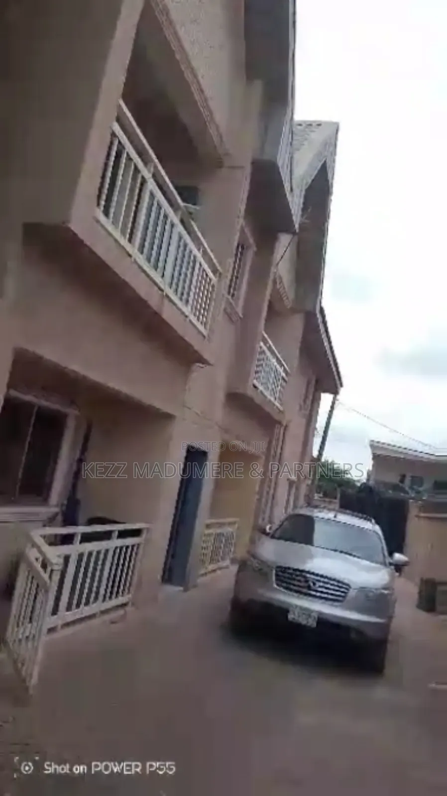 12bdrm Block of Flats in Emene, Enugu , Enugu for sale