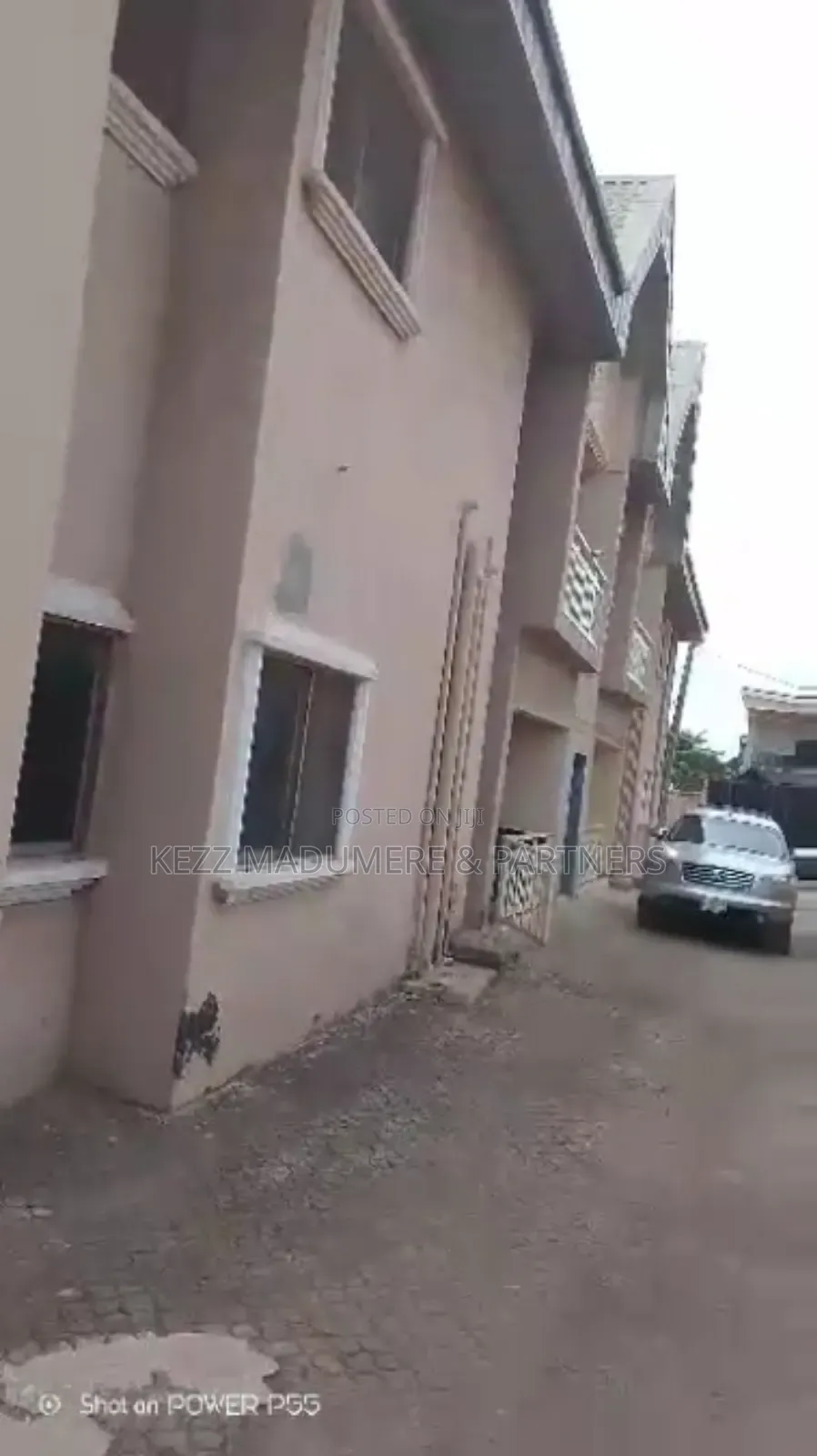 12bdrm Block of Flats in Emene, Enugu , Enugu for sale