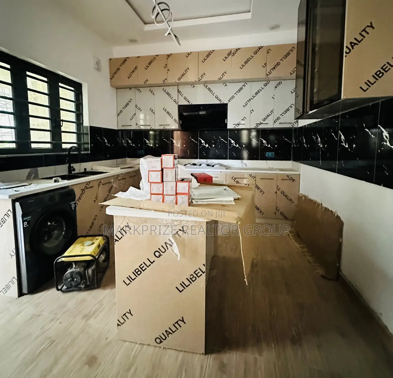 5bdrm Duplex in Adeniyi Jones Lagos for sale