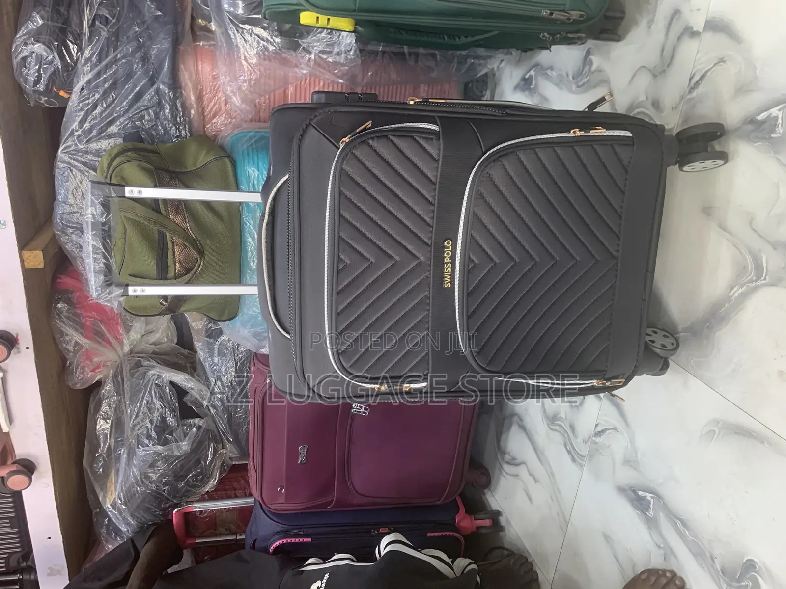 Single Hand Luggage Box