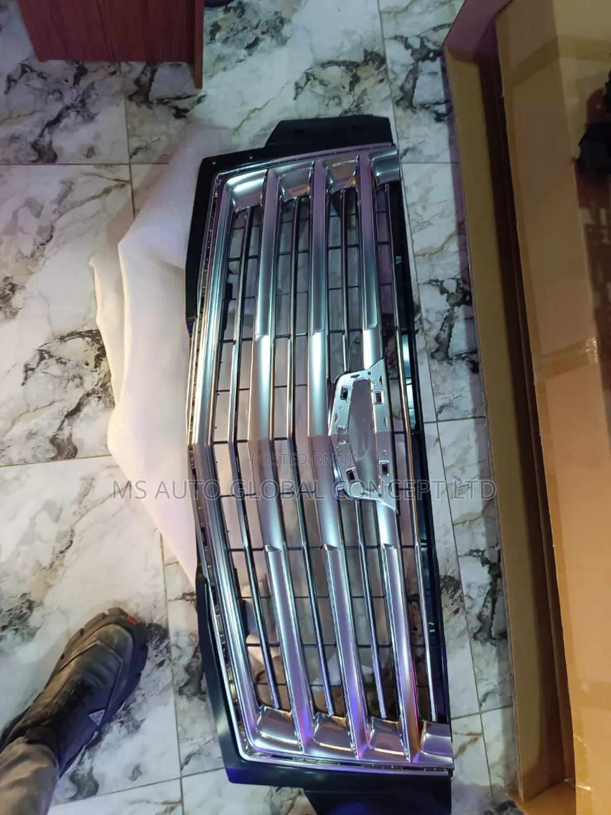 Cadillac Escalade Front Grille 2024