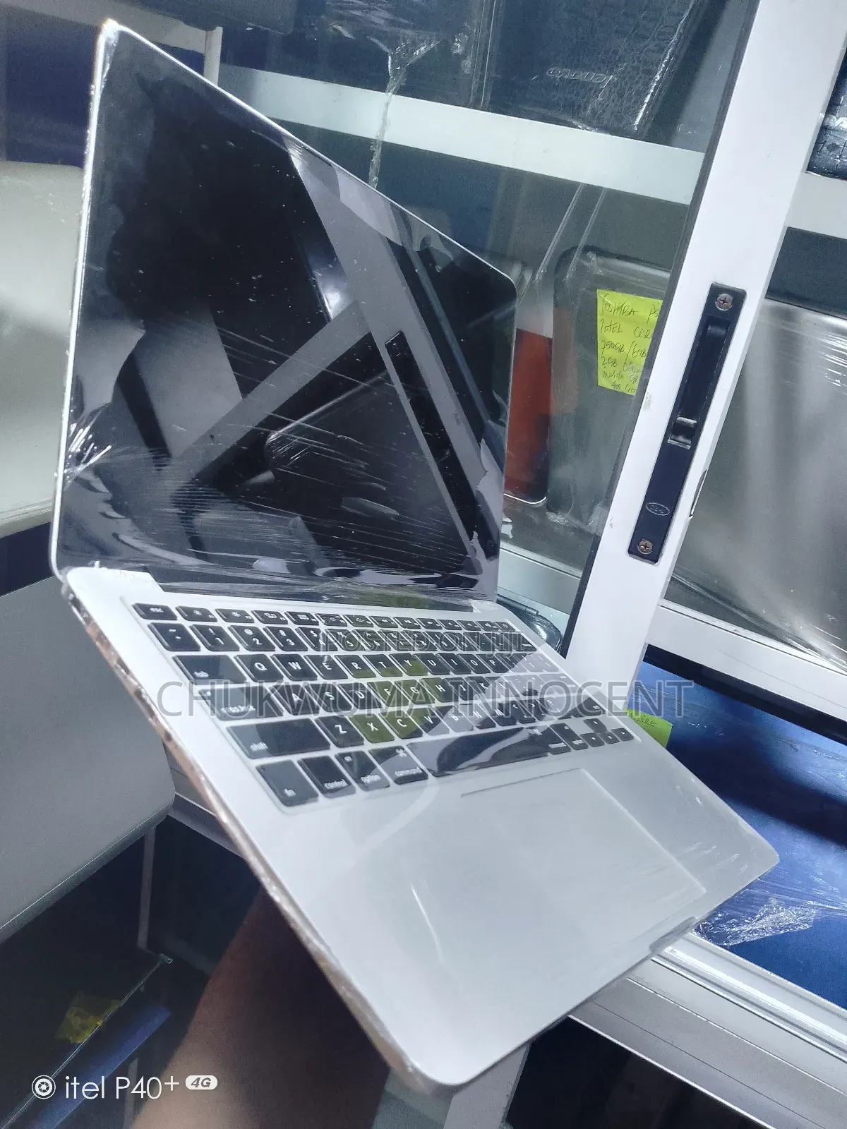 Laptop Apple MacBook Pro 2015 8GB Intel Core I5 SSD 128GB