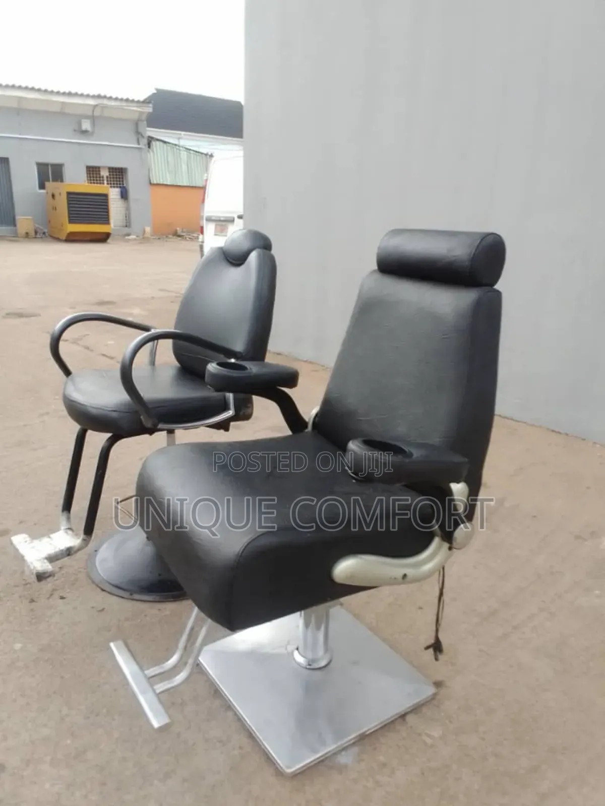 Imported Executive Salon Rolling Barber Chair ( Each)