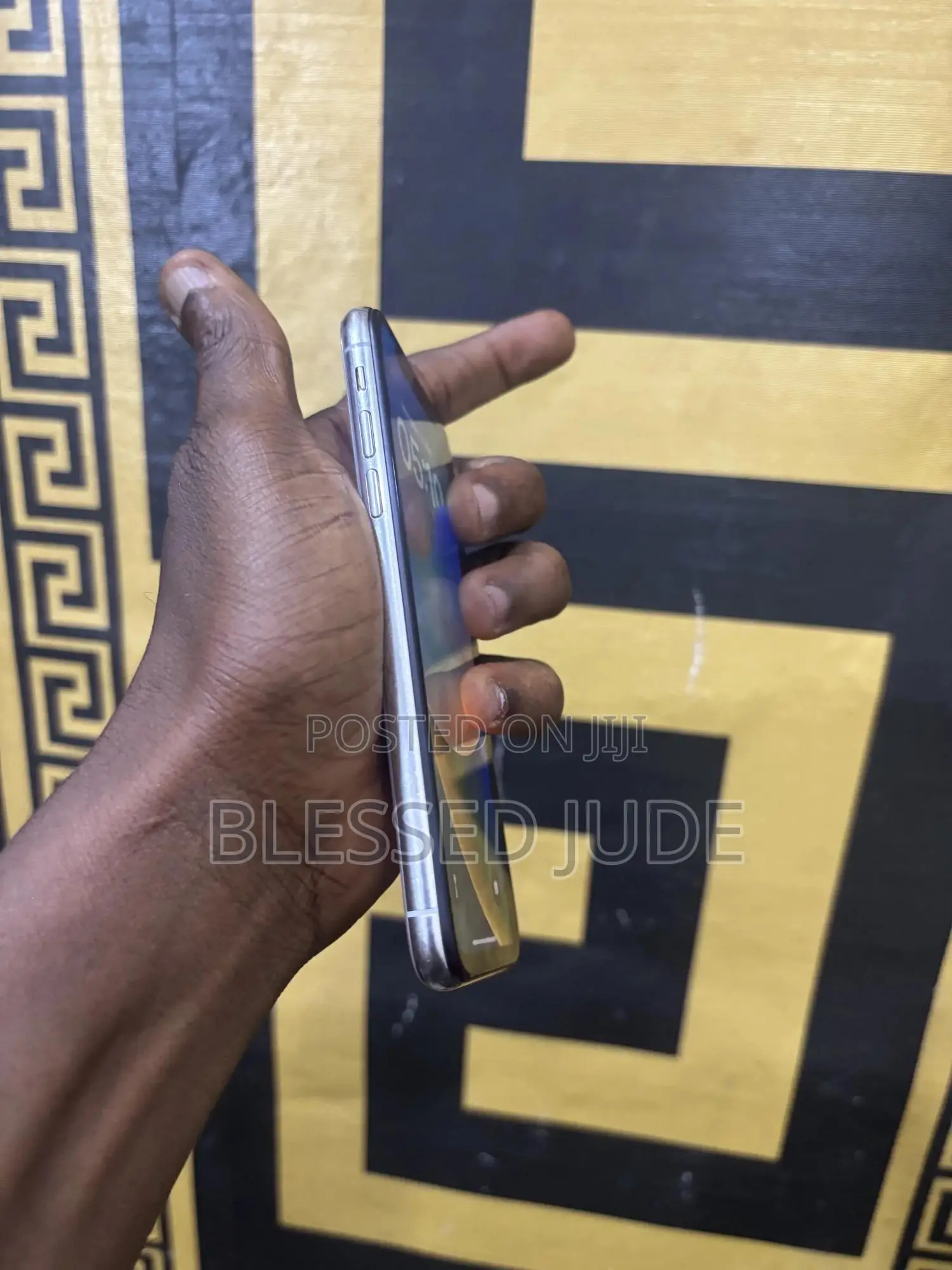Apple iPhone X 64 GB Gold