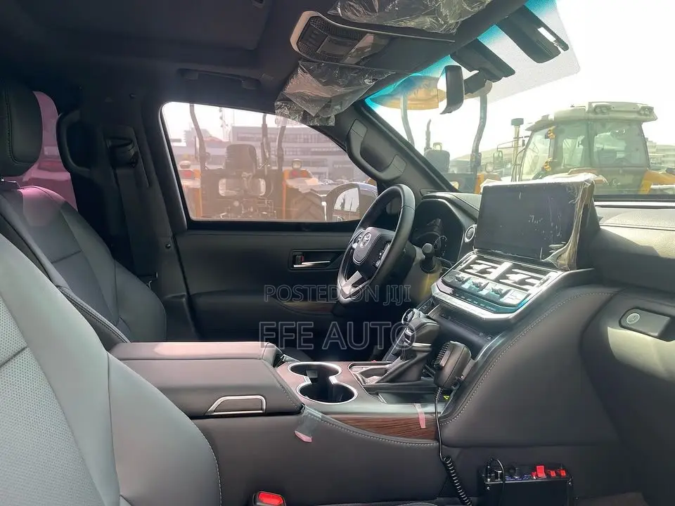 New Lexus LX 2025 Black