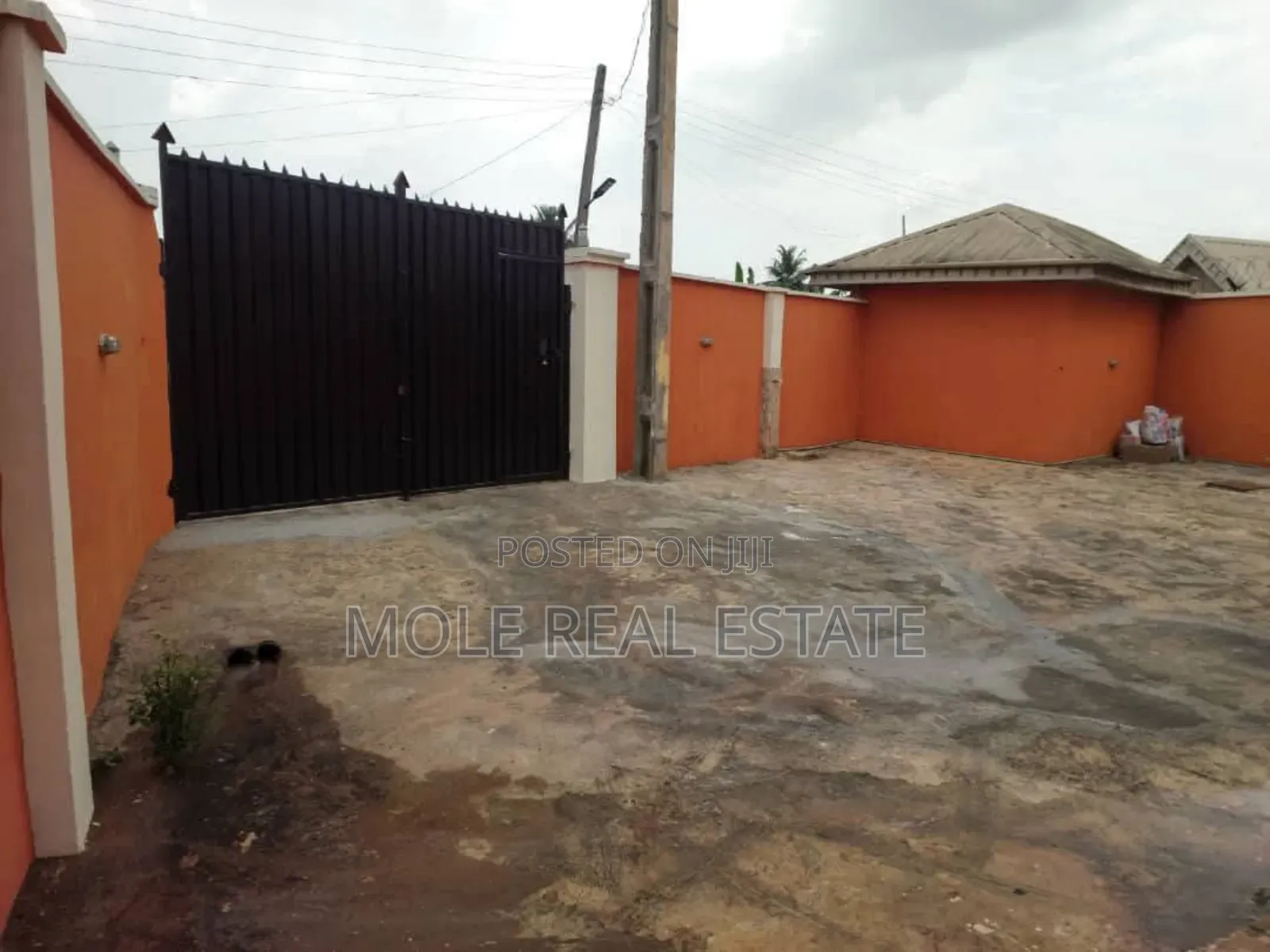 2bdrm Block of Flats in Itele Ayobo for sale