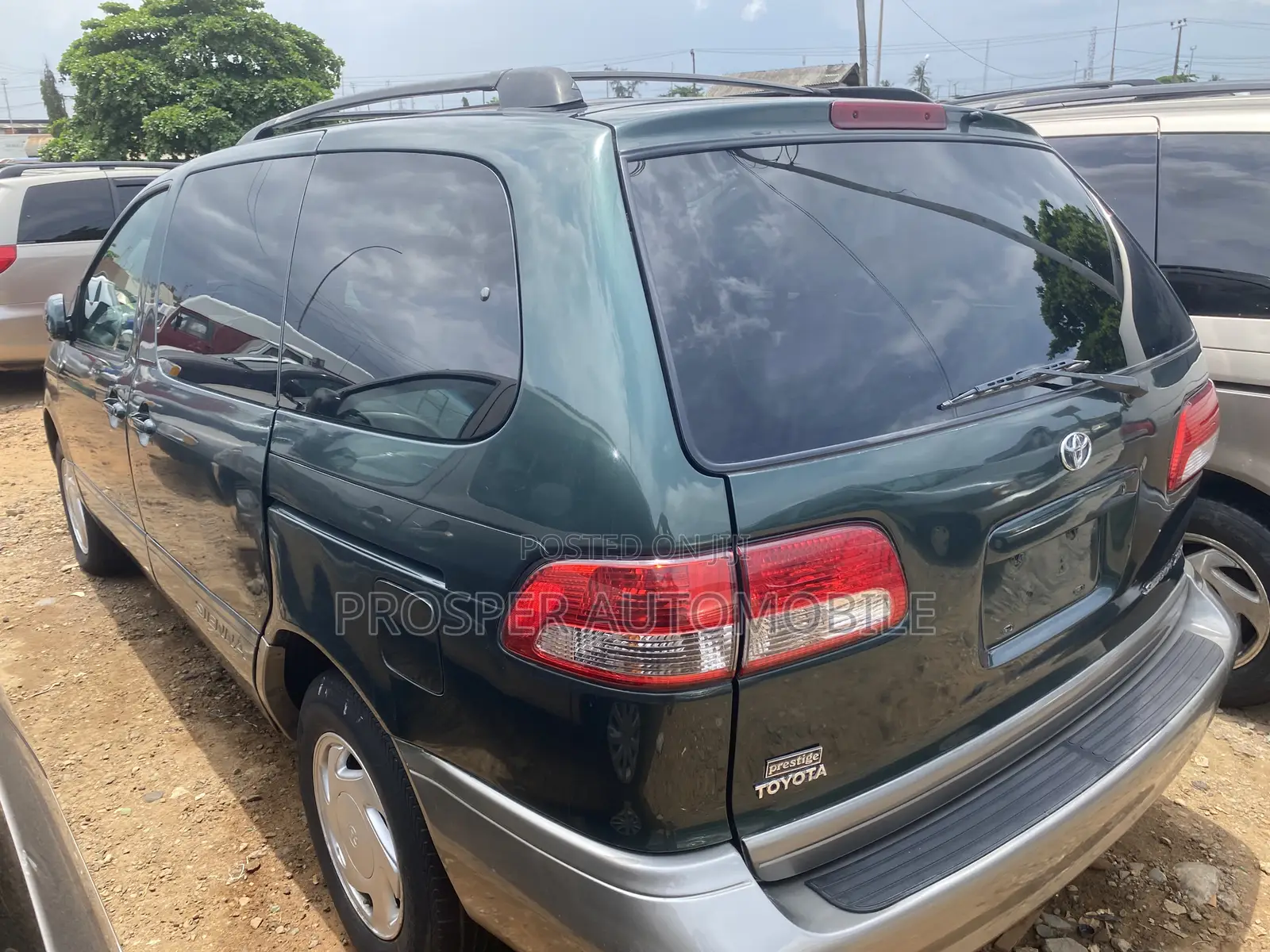 Toyota Sienna XLE 2003 Green
