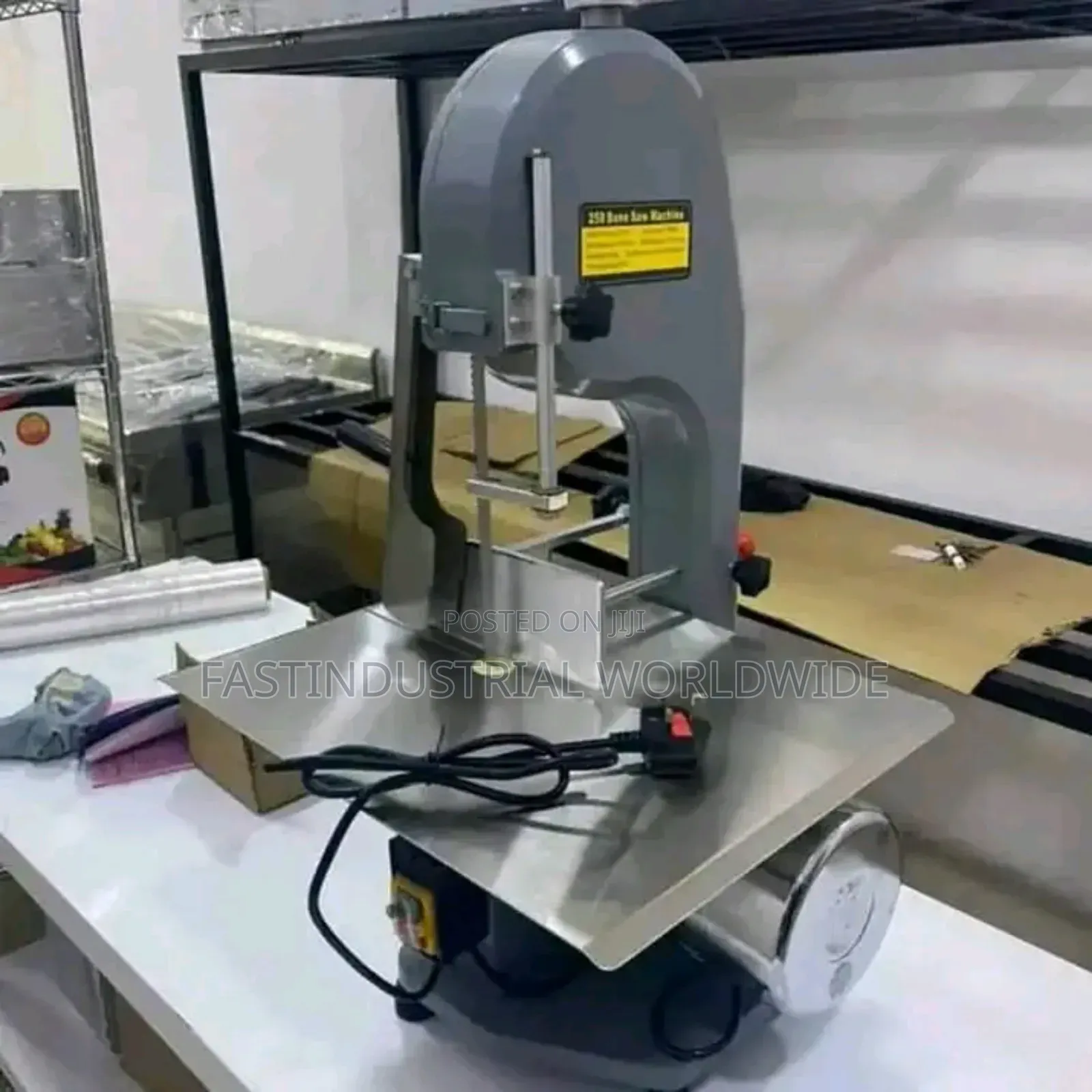 Born Saw Commercial Machine